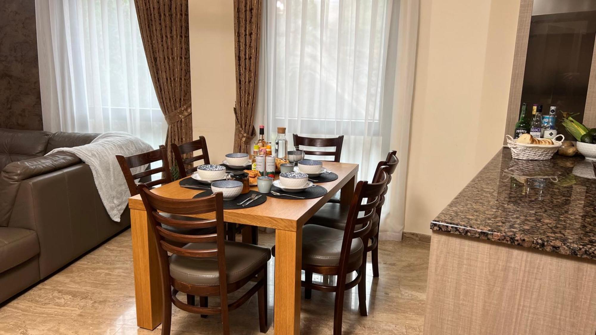 פלובדיב Chic Luxury Escape Close To Kapana Area מראה חיצוני תמונה