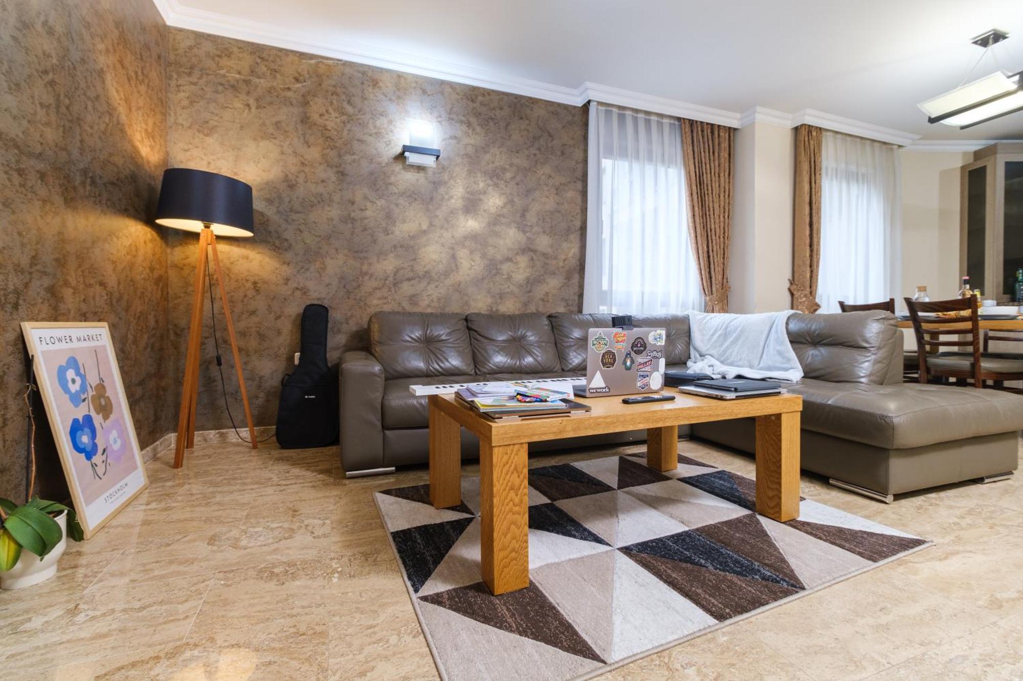 פלובדיב Chic Luxury Escape Close To Kapana Area מראה חיצוני תמונה