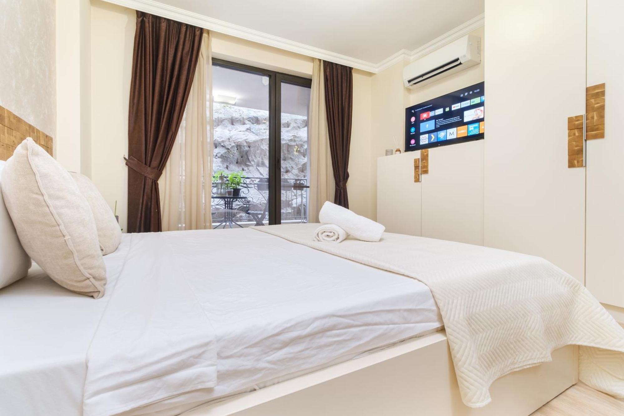 פלובדיב Chic Luxury Escape Close To Kapana Area מראה חיצוני תמונה